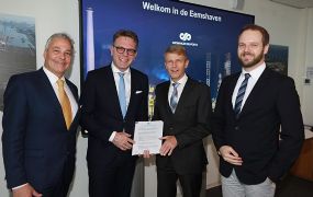 FLASH: Contracten voor helihaven Eemshaven zijn ondertekend