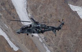 Indiase luchtmacht neemt eerste LCH in dienst - 15 volgende in productie Indiase luchtmacht neemt eerste LCH in dienst - 15 volgende in productie