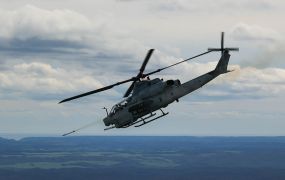 Bell werkt de laatste US Marines AH-1Z Viper af Bell werkt de laatste US Marines AH-1Z Viper af