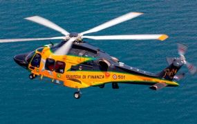 Eerste Leonardo AW169M afgeleverd aan Italiaanse fiscale politie Eerste Leonardo AW169M afgeleverd aan Italiaanse fiscale politie