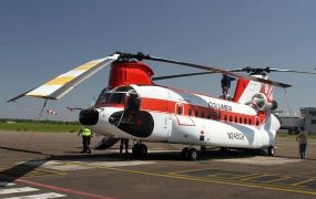 Boeing-Vertol 234 via EBAW op weg naar Turkije voor brandbestrijding