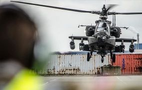 Amerikaanse helikopterbrigade keert via Nederland huiswaarts
