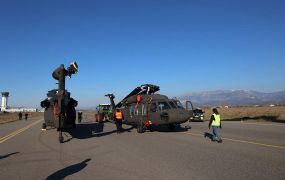Albanese Airforce krijgt eerste twee BlackHawks van de US Defense