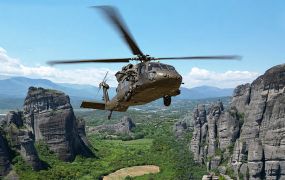 Griekenland tekent order voor 35 Black Hawk UH-60M helikopters Griekenland tekent order voor 35 Black Hawk UH-60M helikopters